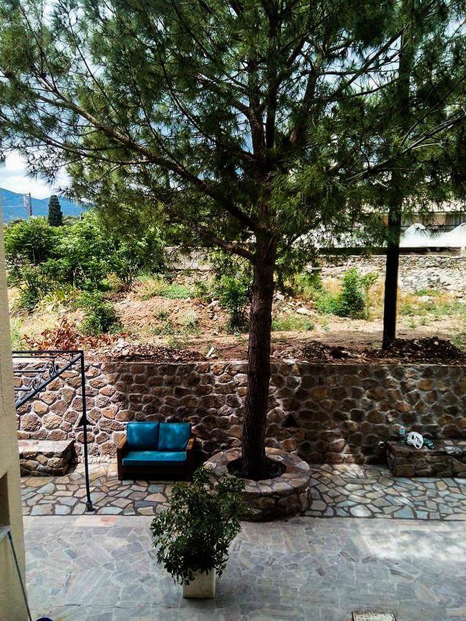 Christina Perlia Studios Poros Town Exterior foto